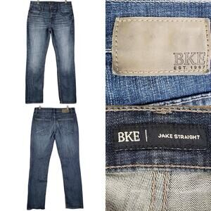 BKE Jeans Men's Size 34x32 Blue Jake Straight Mid Rise Medium Wash Denim